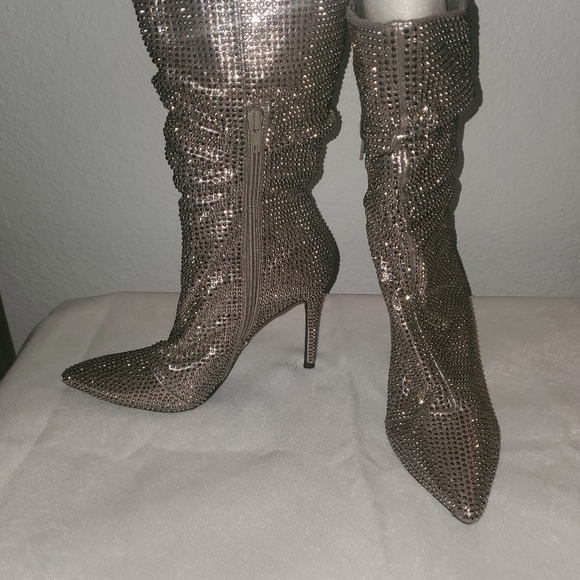 Elegant Silver Rhinestone Women's Boots - Picture 3 of 6
